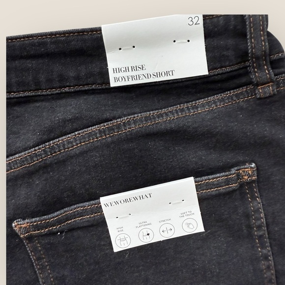 WeWoreWhat High Rise Boyfriend Shorts | Size 32 | NWT - Picture 7 of 8